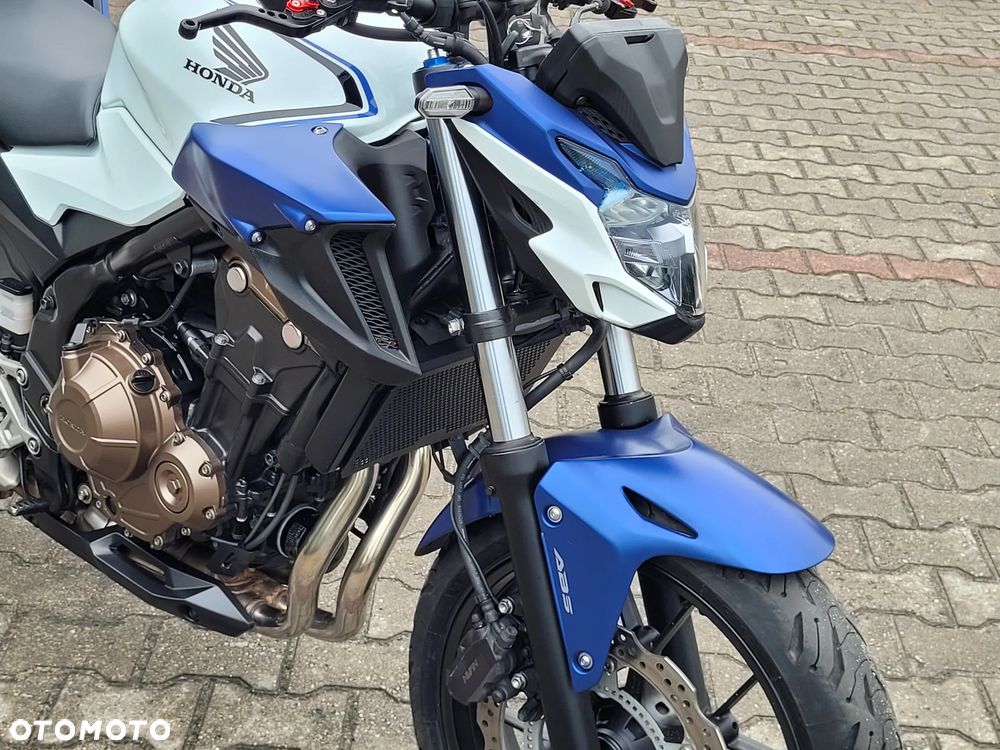 Honda CB - 22