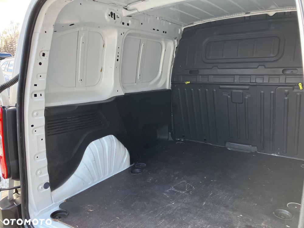 Toyota PROACE CITY - 8