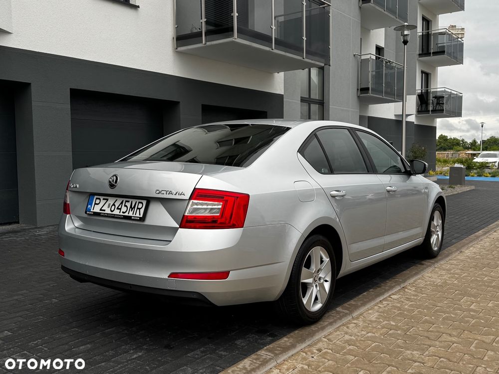 Skoda Octavia 1.4 TSI Ambition - 6