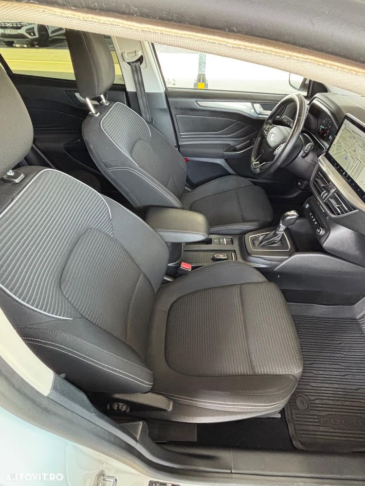 Ford Focus 1.0 EcoBoost MHEV Titanium - 17