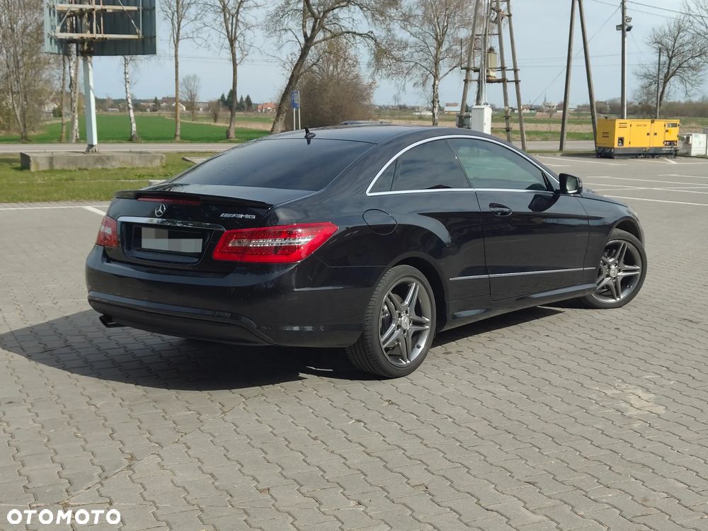 Mercedes-Benz Klasa E - 4