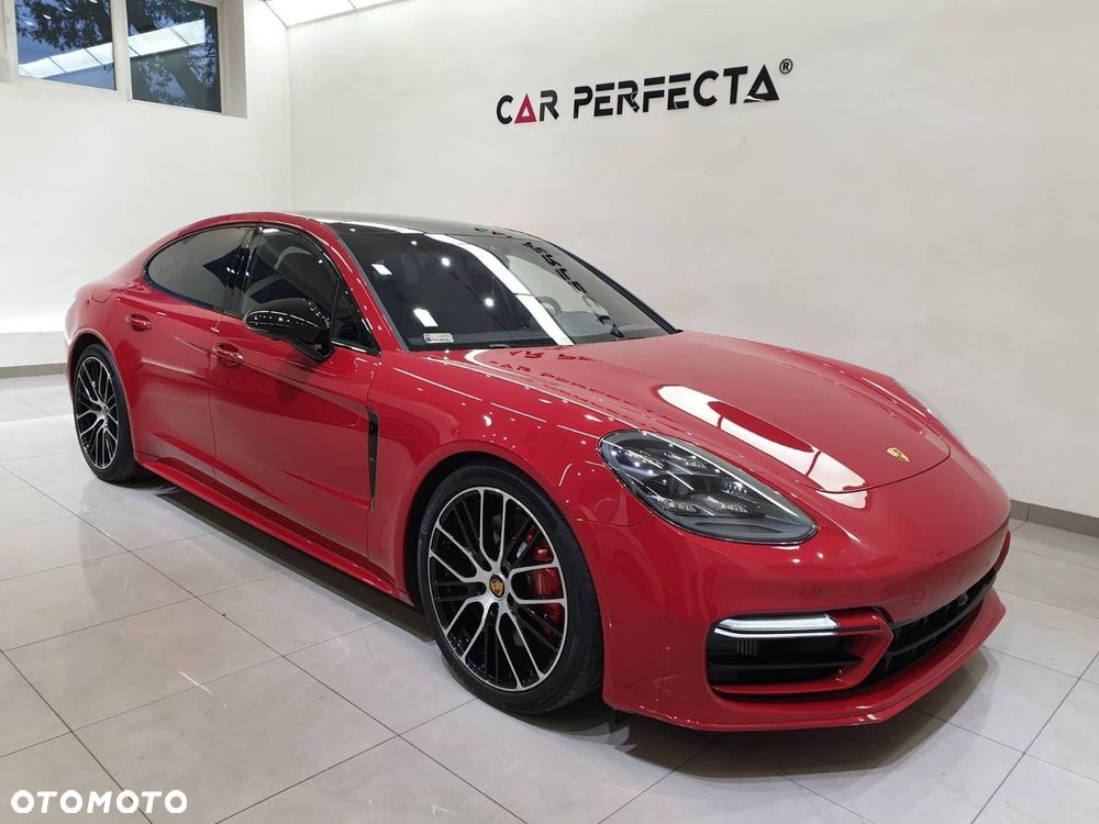 Porsche Panamera GTS - 7