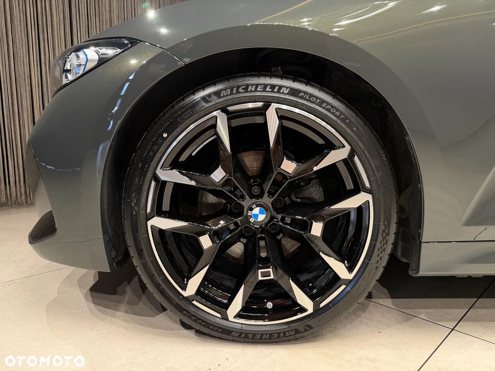 BMW Seria 3 320d M Sport sport - 16