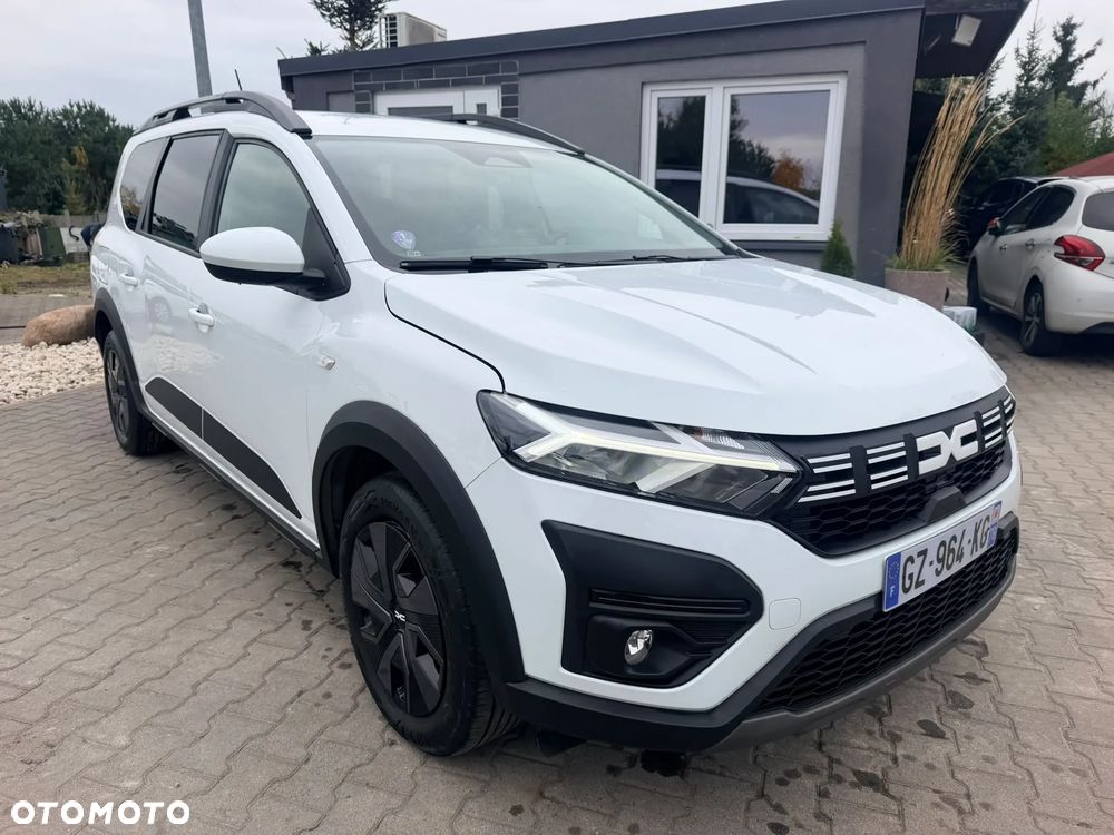 Dacia Sandero - 1