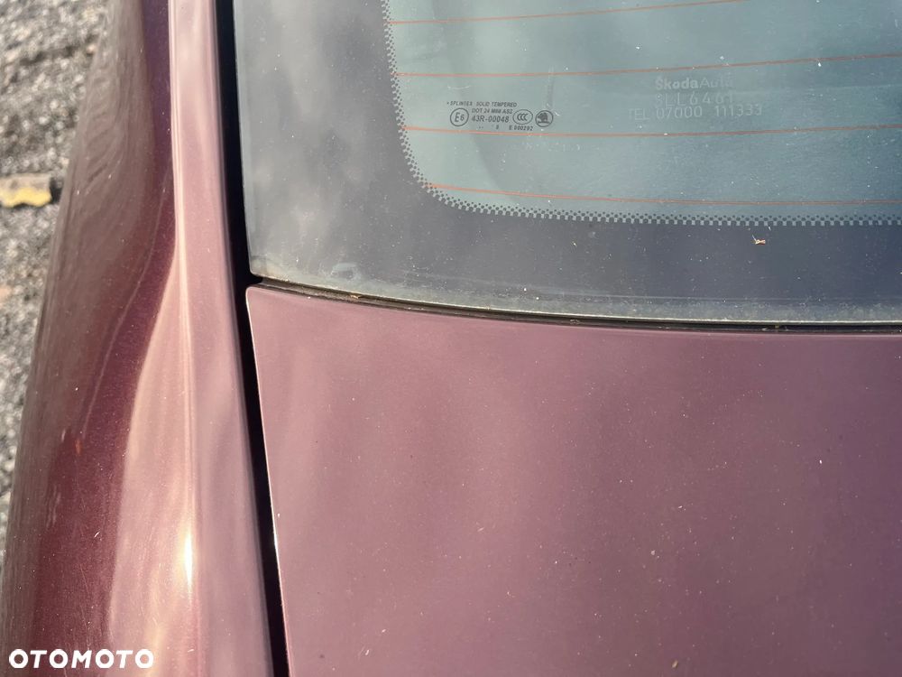 KLAPA BAGAŻNIKA Z SZYBĄ SKODA OCTAVIA II LIFT HB 2010 ROK KOD LAKIERU F3X - 13