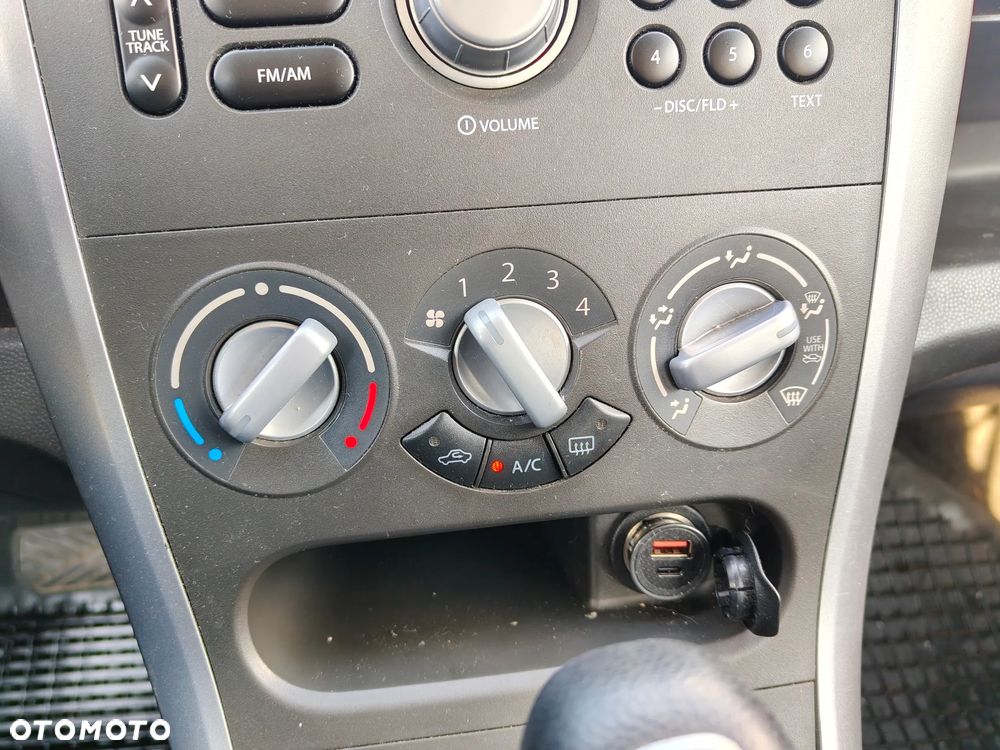 Suzuki Splash - 14