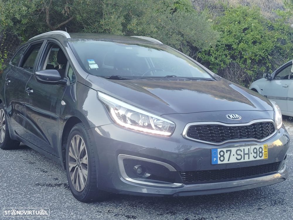 Kia Ceed SW 1.6 CRDi EX - 4
