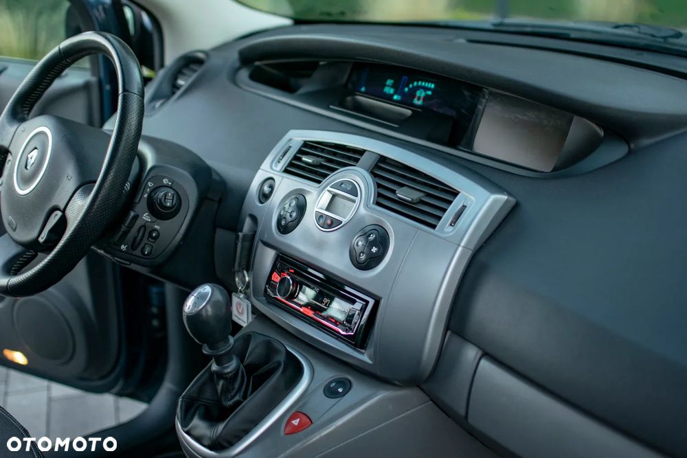 Renault Scenic - 30