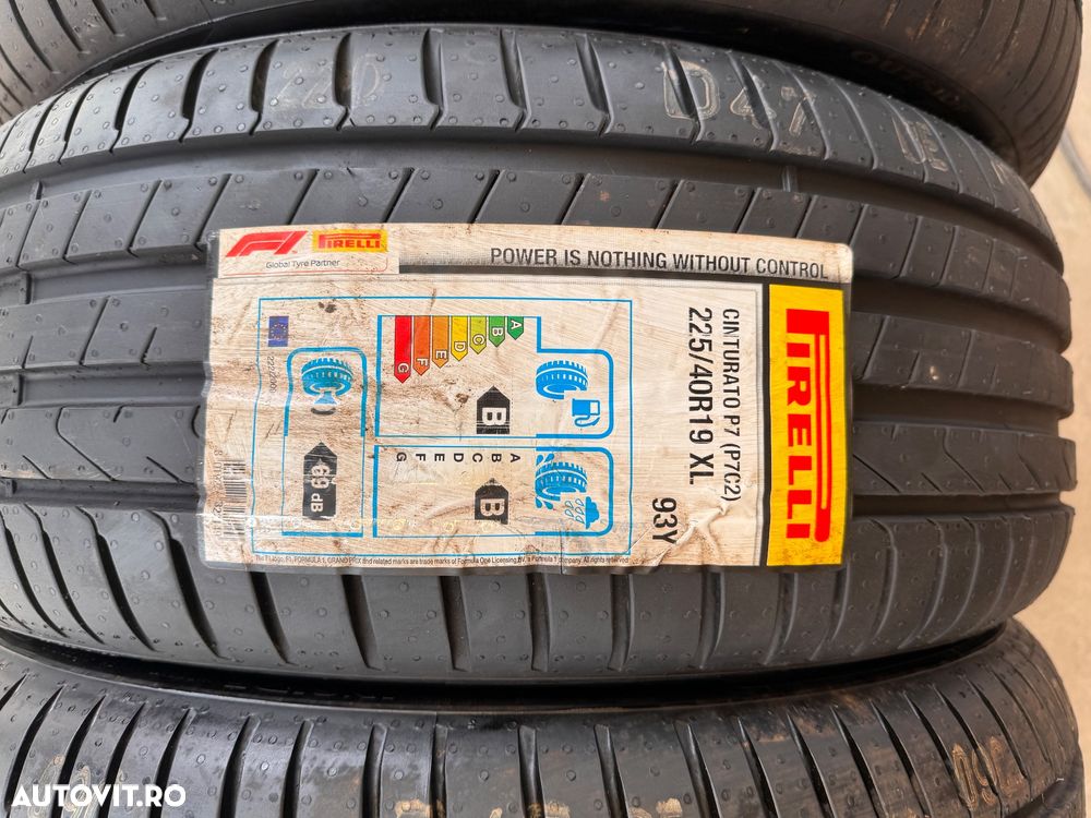 Vând 4 anvelope 225/40/19 Pirelli de vară noi - 2
