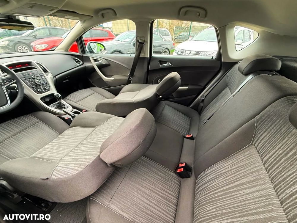 Opel Astra 1.6 Enjoy - 21