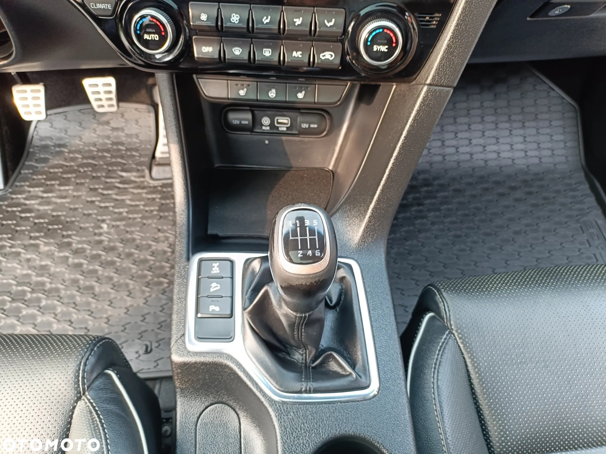 Kia Sportage 2,0 CRDI AWD GT Line - 23