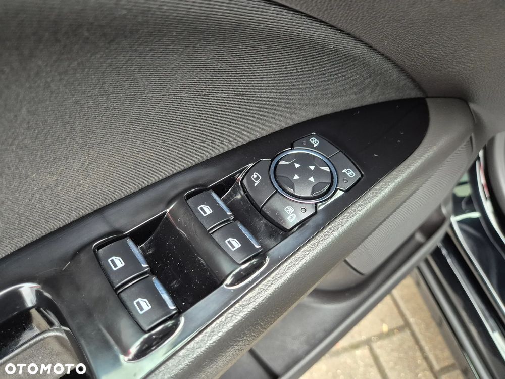 Ford Mondeo 2.0 TDCi Start-Stopp Business Edition - 34