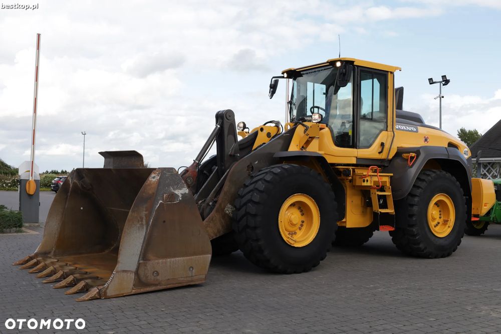 Volvo L120H - 15