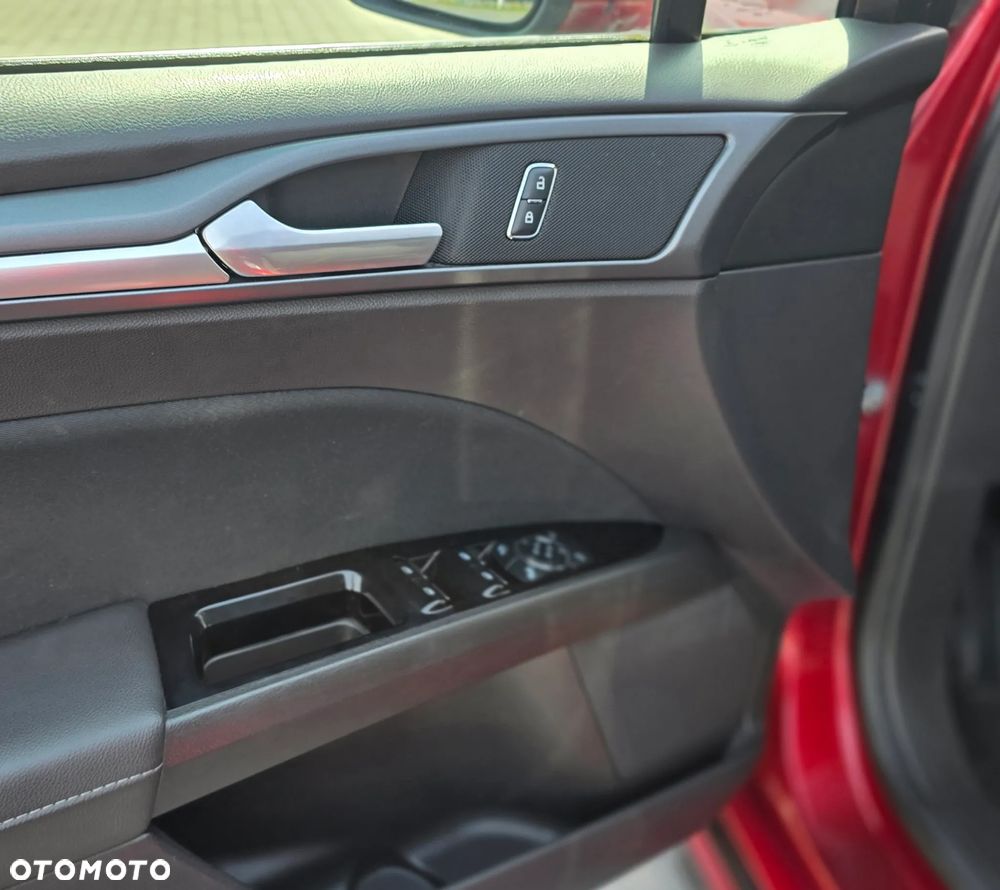 Ford Mondeo 1.5 EcoBoost Titanium - 15