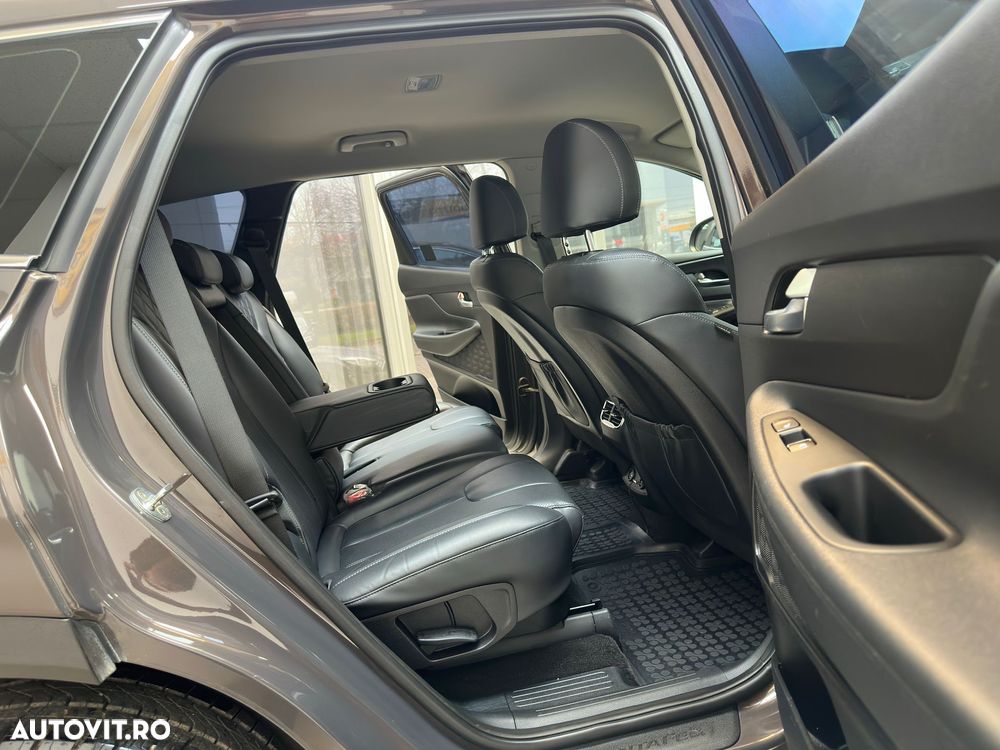 Hyundai Grand Santa Fe 2.2 CRDi ISG 4WD Aut. Luxury - 10