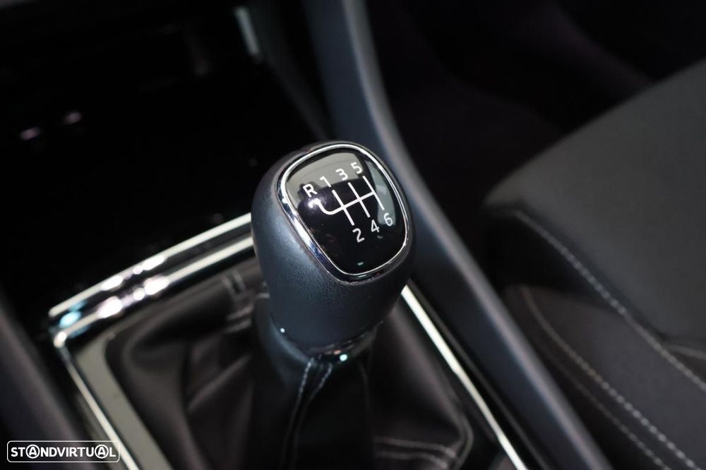 Skoda Karoq 1.0 TSI Sportline - 13