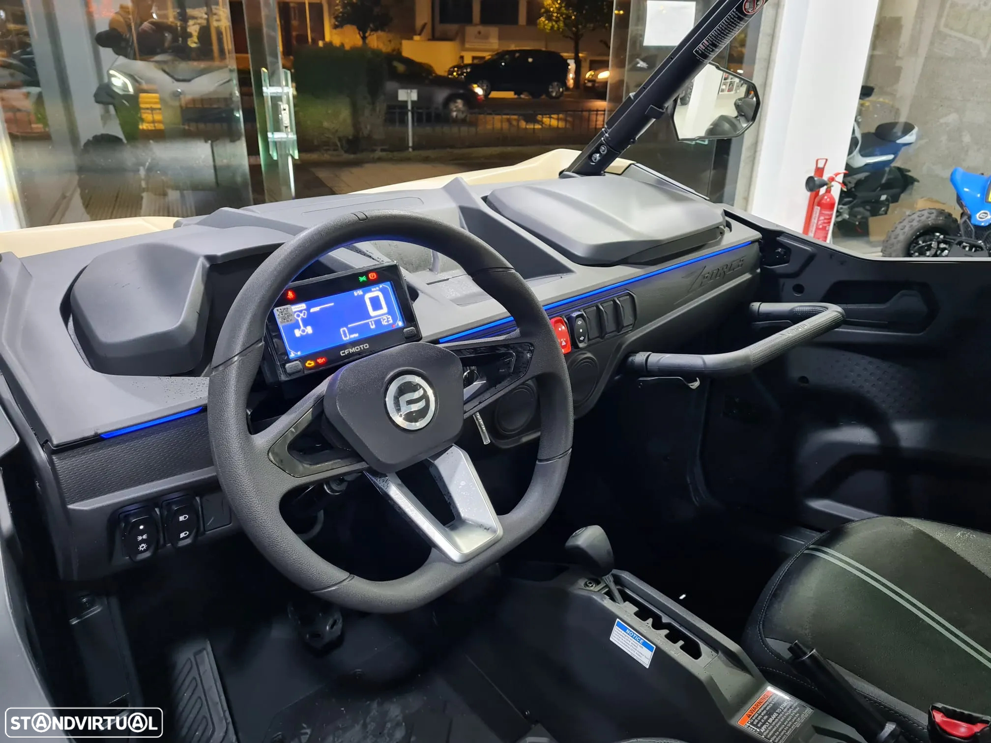 CF Moto Z Force - 3