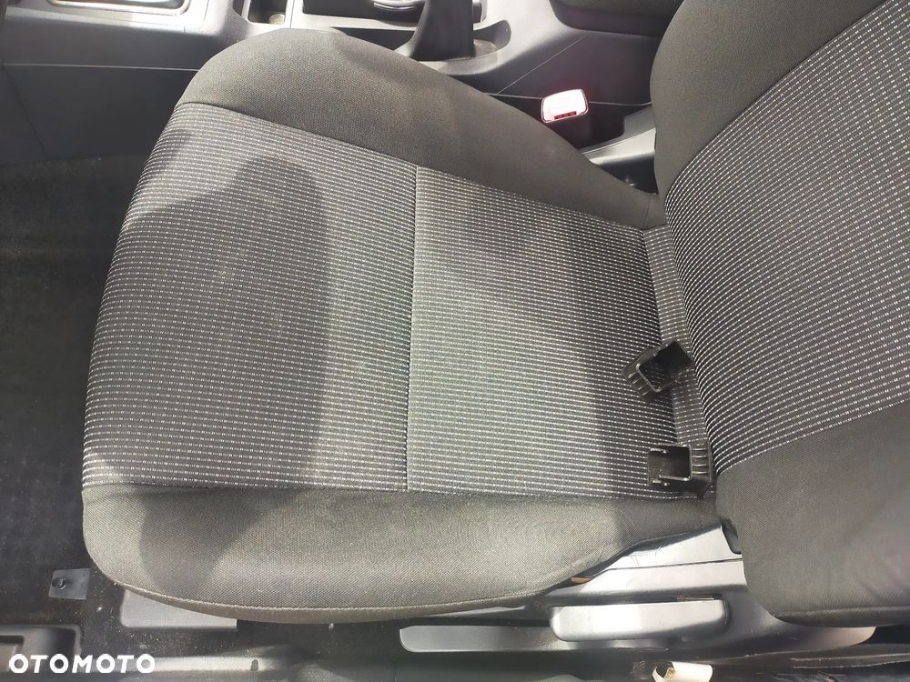 Mitsubishi Lancer 1.8 Intense - 25