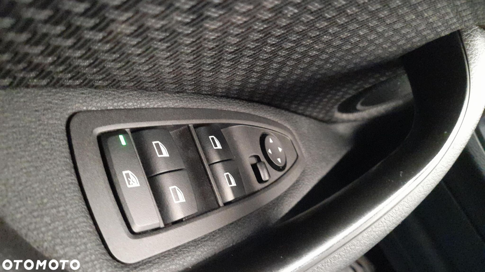 BMW X2 sDrive18i - 24