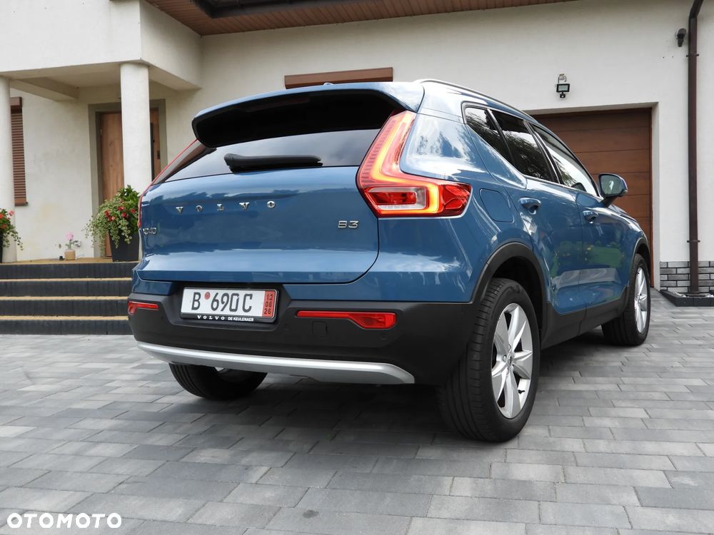Volvo XC 40 B3 B DKG Plus Bright - 16