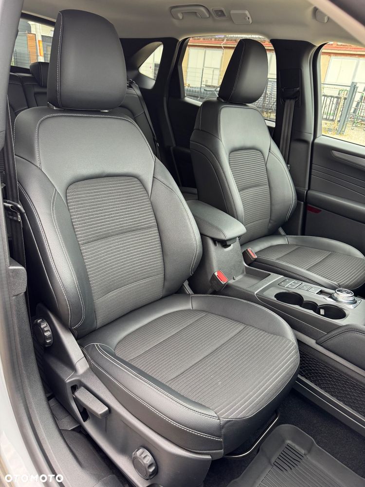 Ford Kuga 2.0 EcoBlue AWD Titanium X - 22