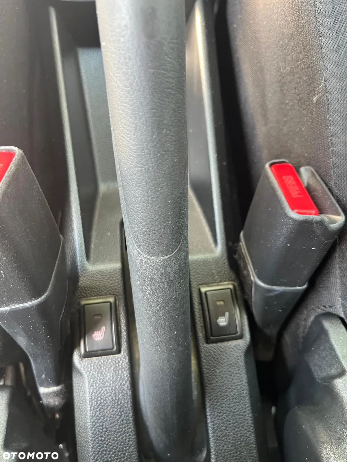 Suzuki Ignis - 32