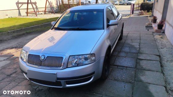 Skoda Superb 2.0 Classic - 2