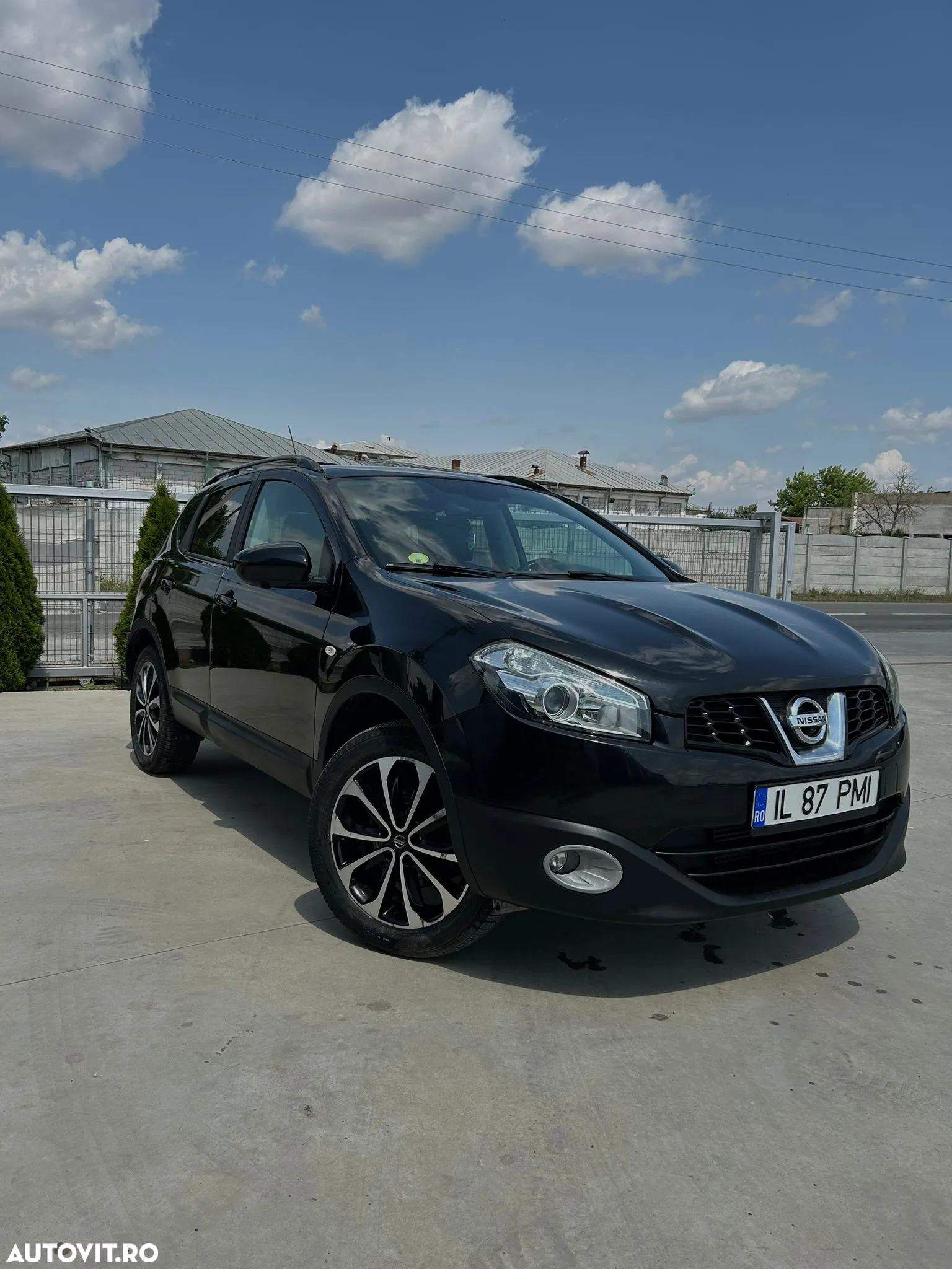 Nissan Qashqai 1.5 dCi DPF 360 - 2