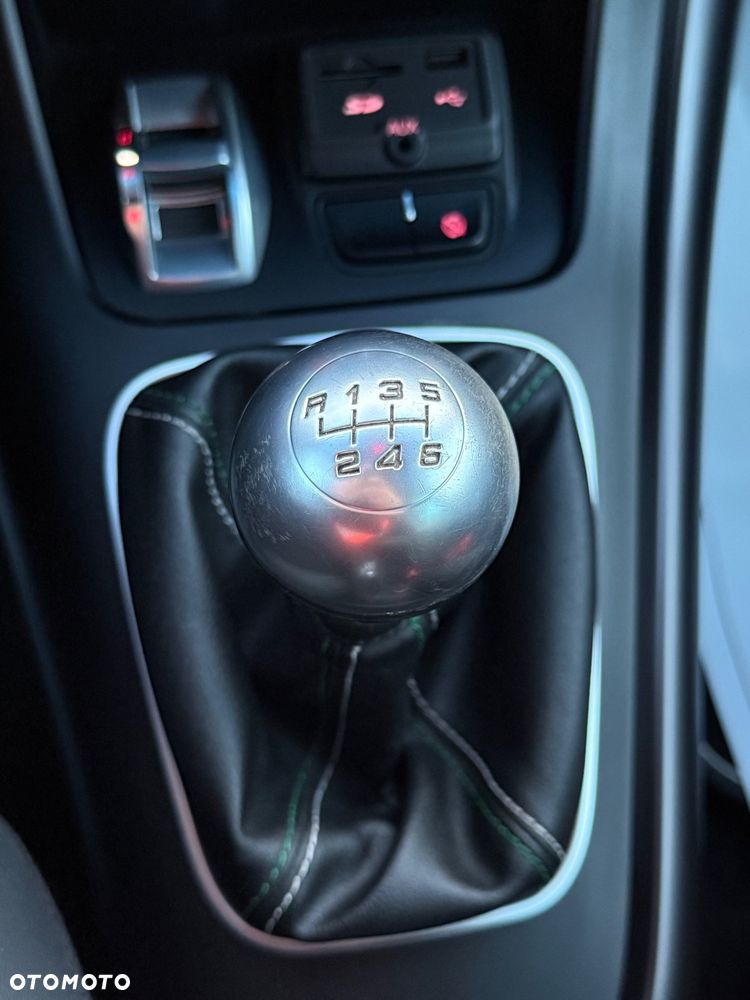 Alfa Romeo Giulietta 1.6 JTDM Veloce - 27