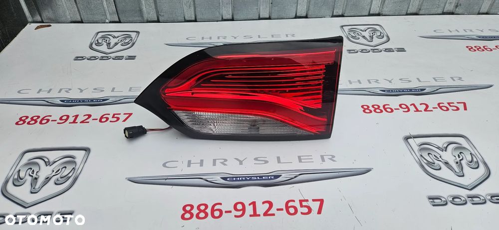 Chrysler Pacifica 2016- Lampa tył prawy Lampa tylna prawa  P68228940AE ORYGINAŁ IDEALNE LED - 1