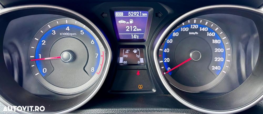 Hyundai i30 blue 1.4 Trend - 32