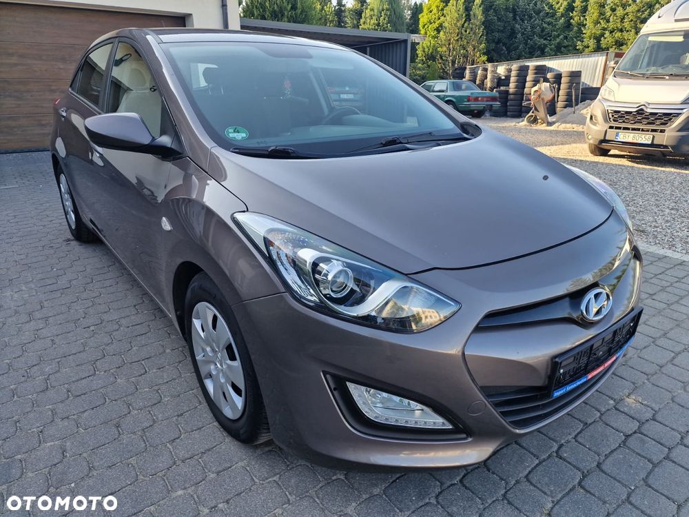 Hyundai i30 1.4 Advantage - 12