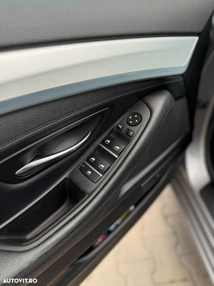 BMW Seria 5 520d Aut. - 7