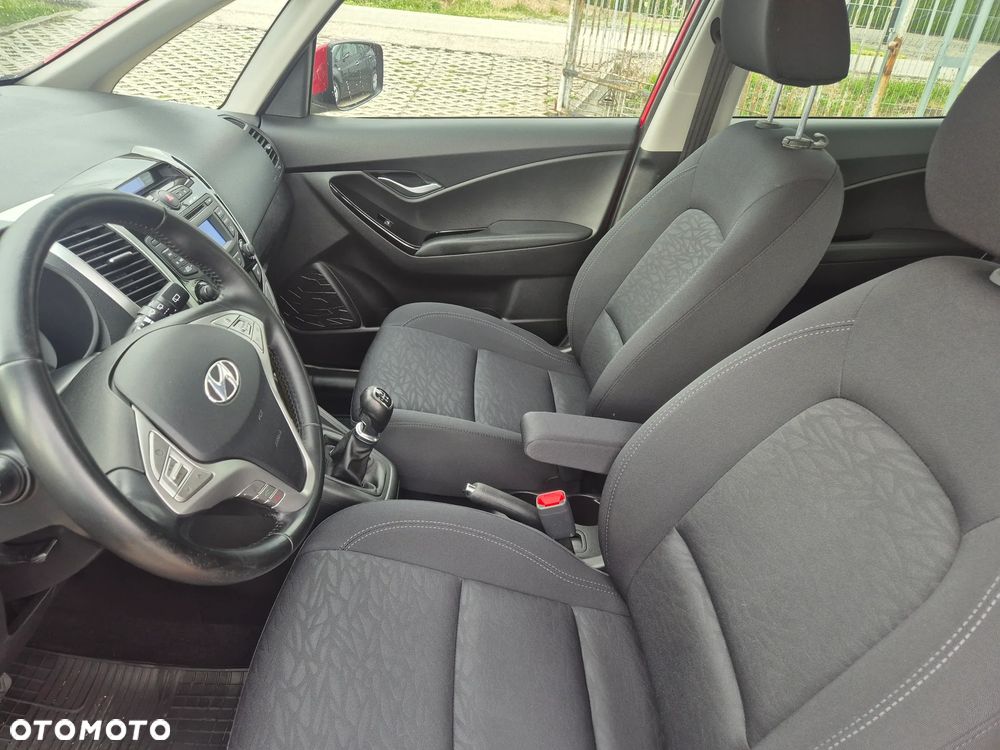 Hyundai ix20 1.4 Trend - 12