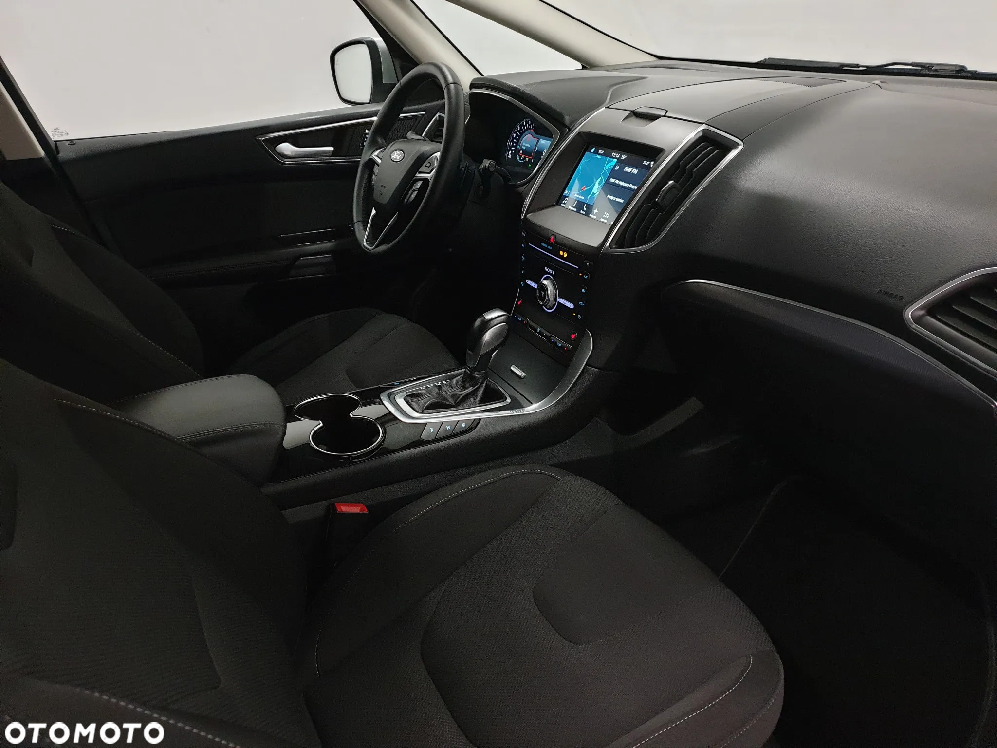 Ford S-Max 2.0 TDCi Titanium PowerShift - 38