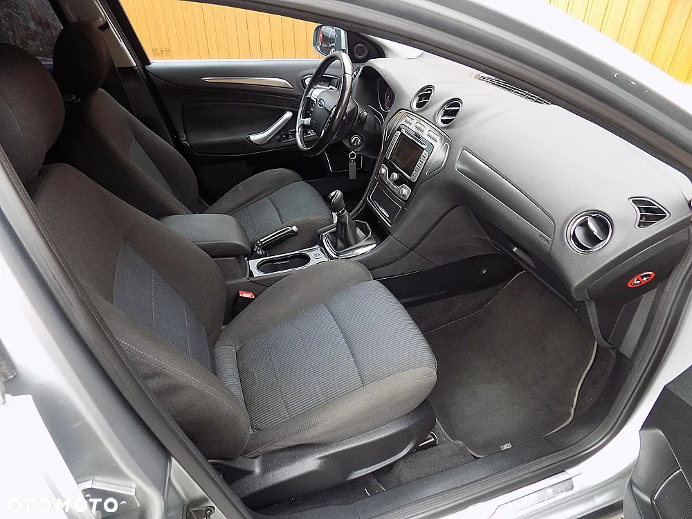 Ford Mondeo Turnier 2.0 Flexifuel-LPG Titanium - 8