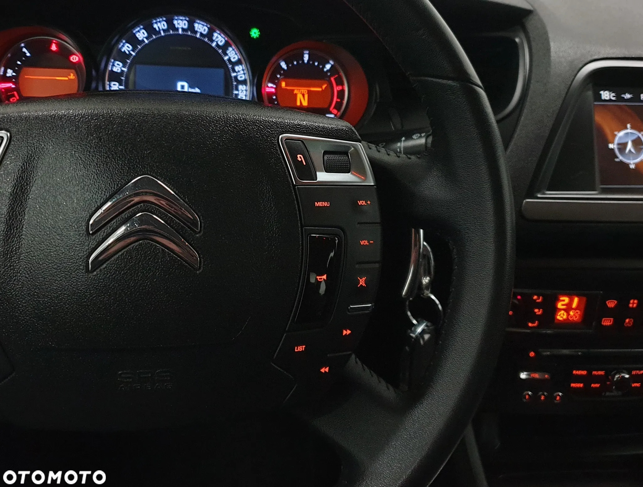 Citroën C5 1.6 e-HDi Selection MCP - 12