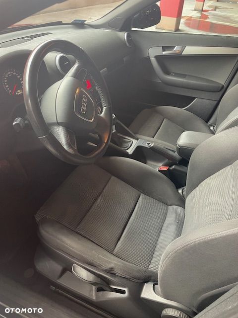 Audi A3 Sportback 1.4 TFSI Ambition - 4