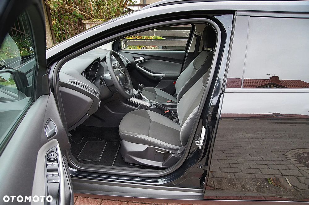 Ford Focus 1.6 TI-VCT Trend - 14