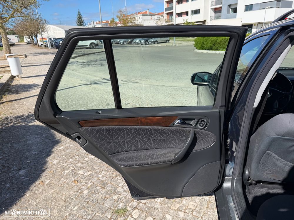 Mercedes-Benz C 220 CDi Avantgarde - 19