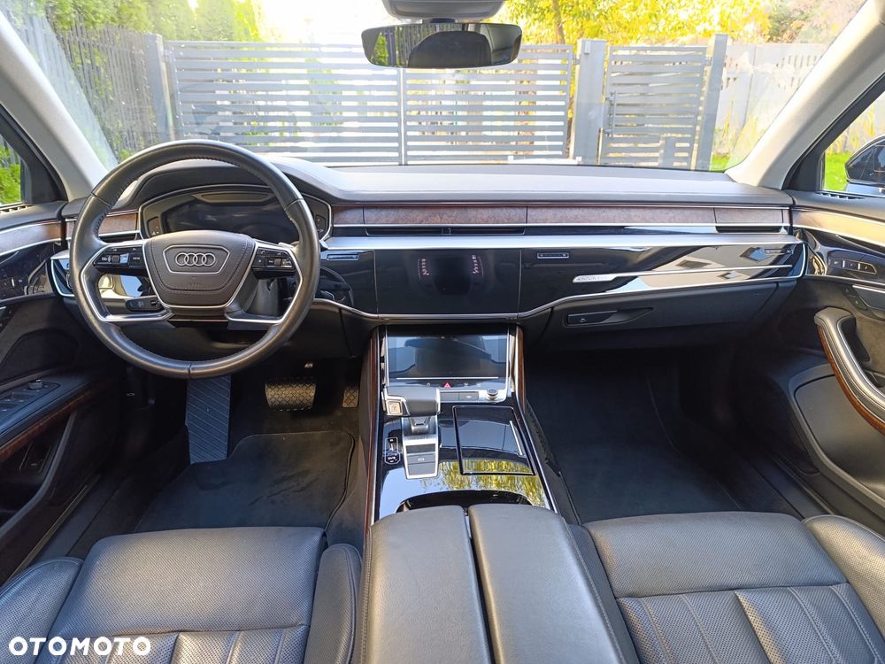 Audi A8 - 10