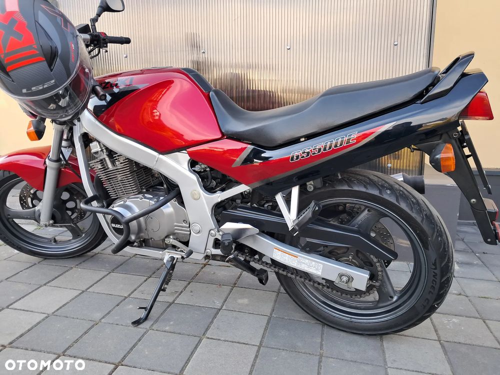 Suzuki GS - 3
