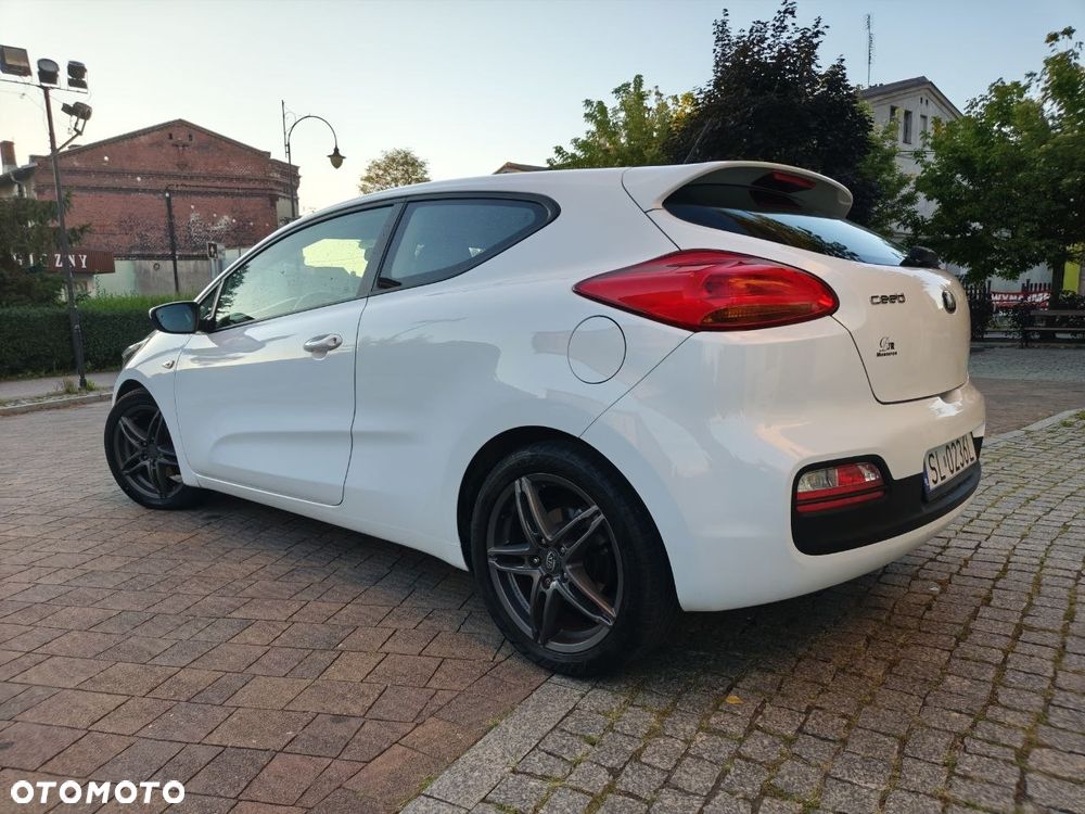 Kia ProCeed 1.4 XL - 29