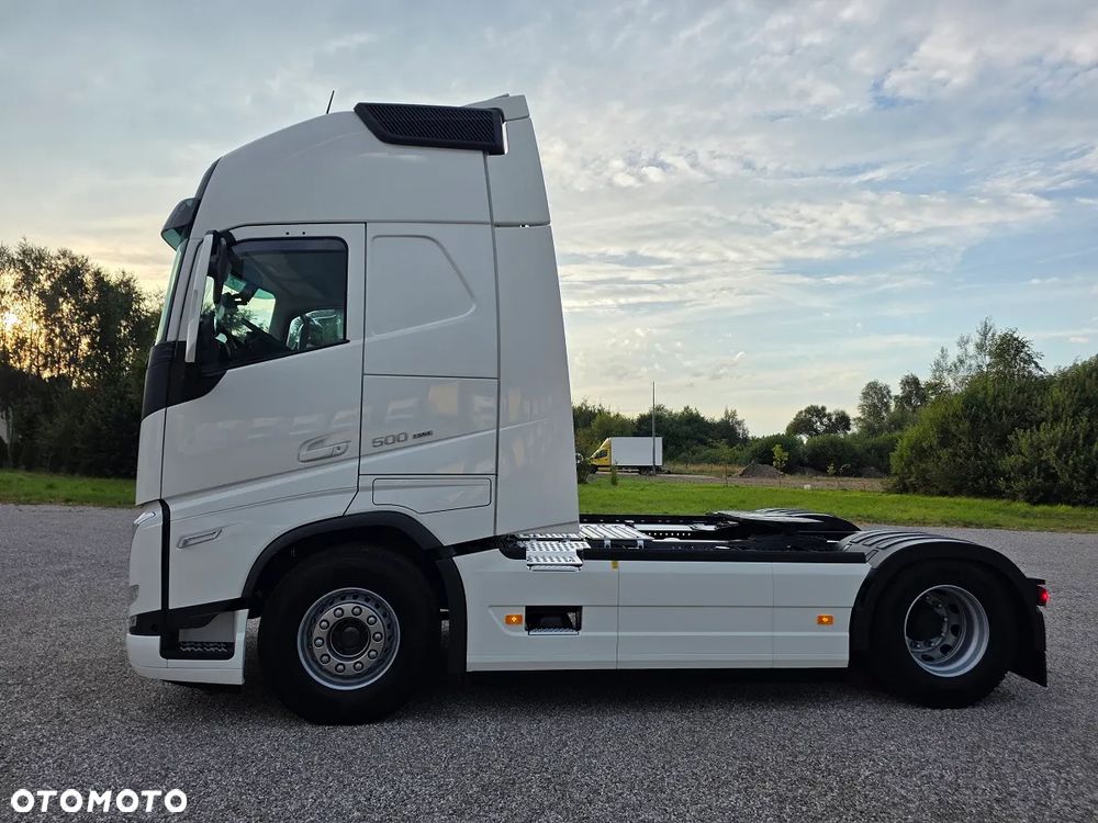 Volvo FH/500/2023/GLOBETROTTER/XXL/FULLLED - 2