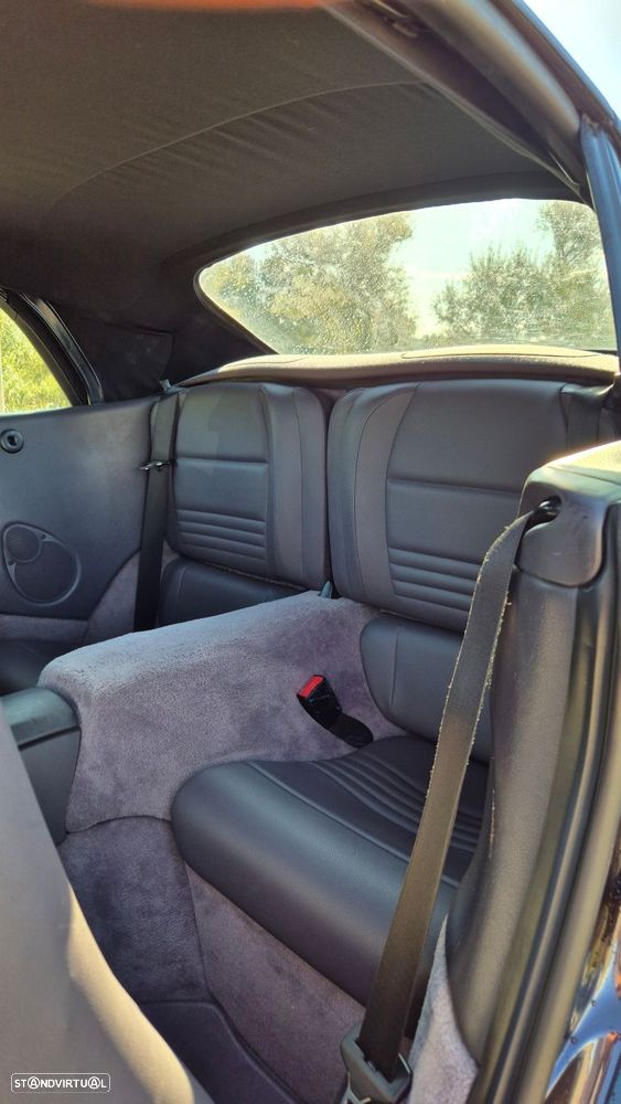 Porsche 911 Série F - 30