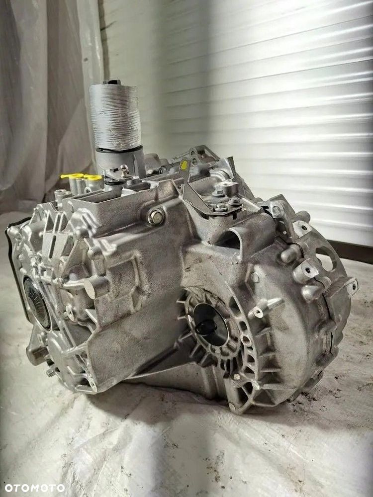 VW Multivan T7 2024 Automatyczna skrzynia biegów VLD 0DV300046F silnik DNA - 10