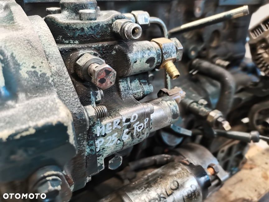 Pompa paliwa Merlo P 25.6 TOP {Kubota 3007V Common Rail} - 2