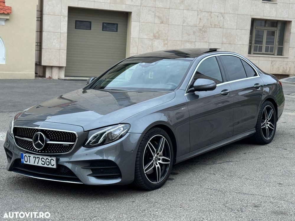 Mercedes-Benz E 220 d 9G-TRONIC AMG Line - 1