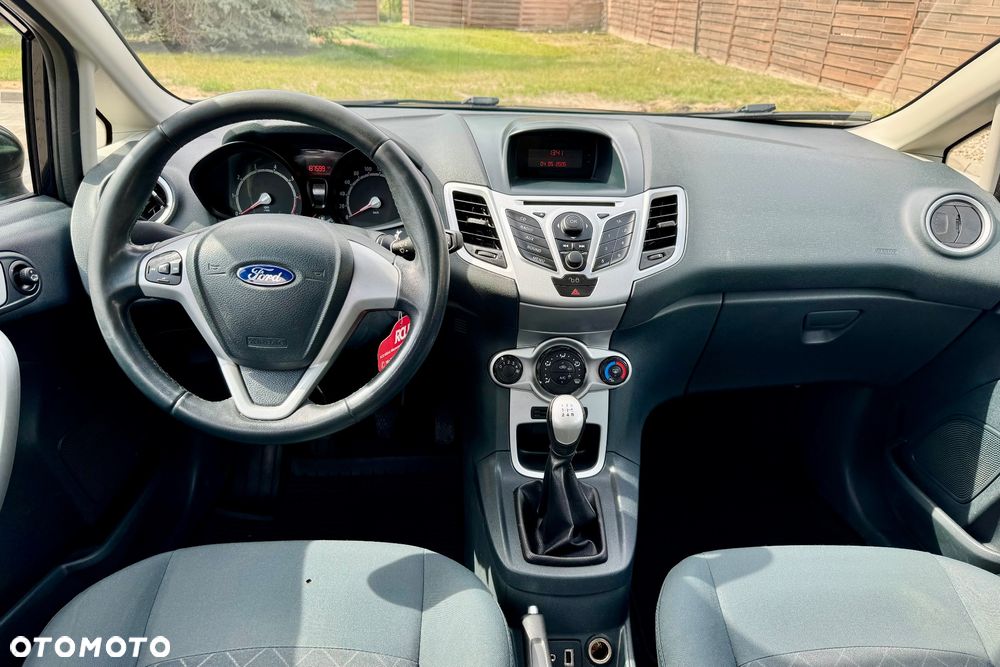 Ford Fiesta - 18