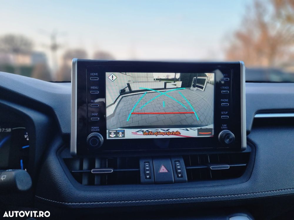 Toyota RAV4 - 23